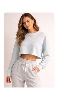 Boyed by Delaney Child crewneck cropped sweatshirt baby blue white Medium NWT